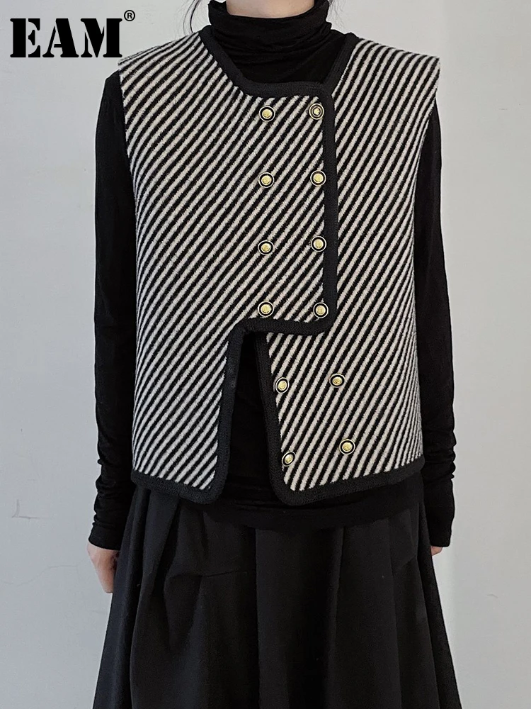 

[EAM] Женский Трикотажный жилет в полоску с черными пуговицами и асимметричным подолом новый модный жилет с круглым вырезом без рукавов Осень...