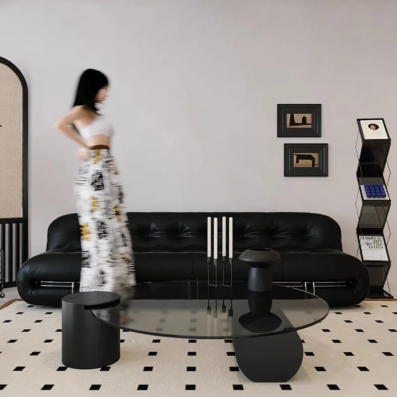 Компактный журнальный столик в скандинавском стиле для гостиной модный