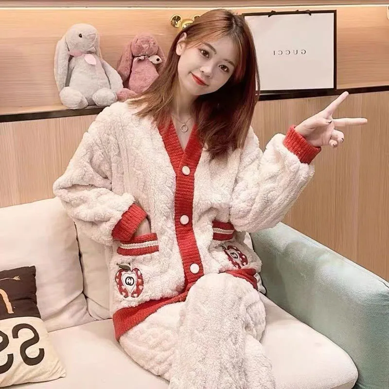 Новинка осенне-зимняя теплая пижама из кораллового флиса женская одежда для дома