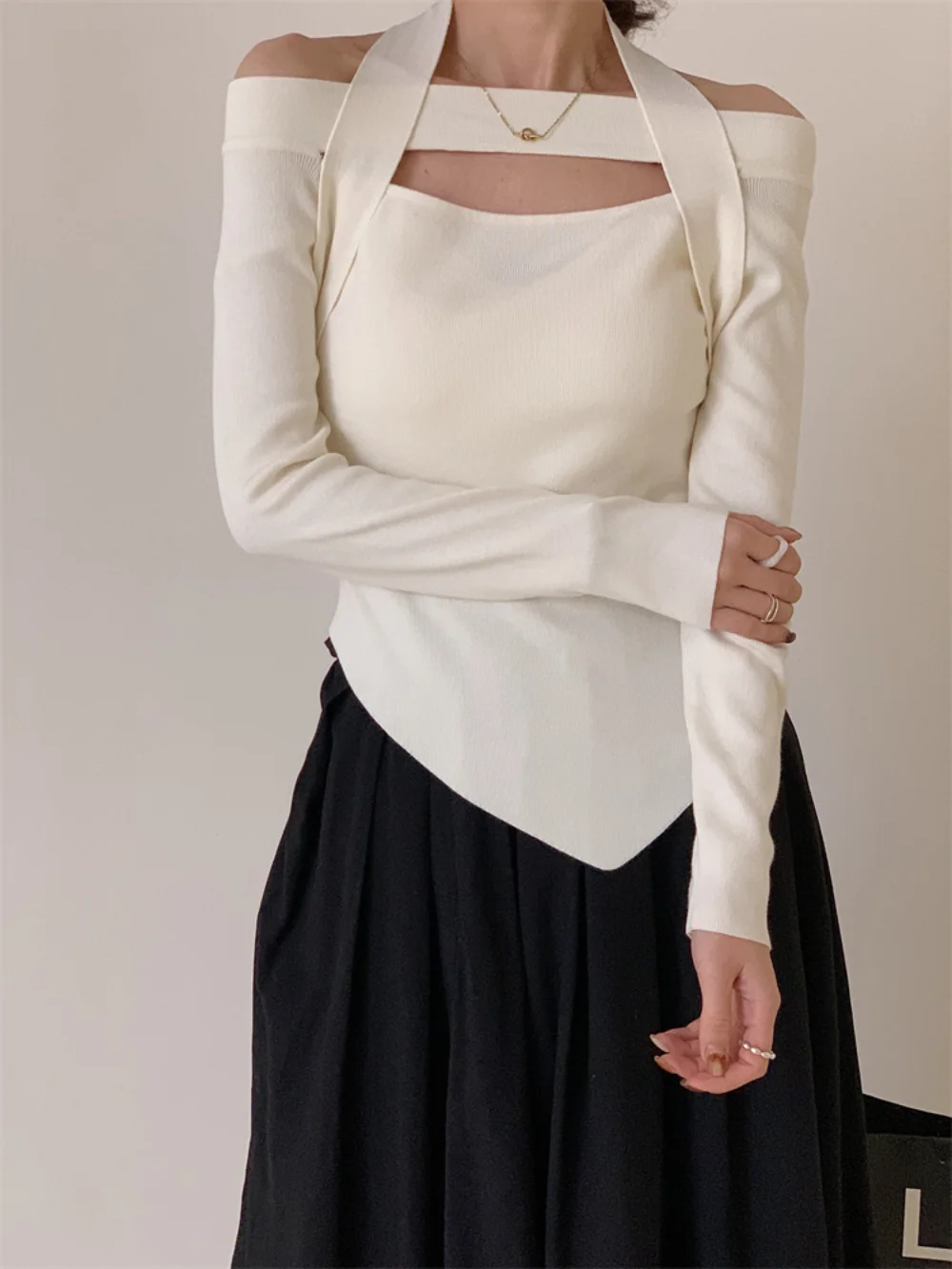 

Вязаные свитера для женщин, джемпер с открытой спиной, пуловеры с воротником-лодочкой, свитер, весна-осень, однотонные вязаные топы, женские ...