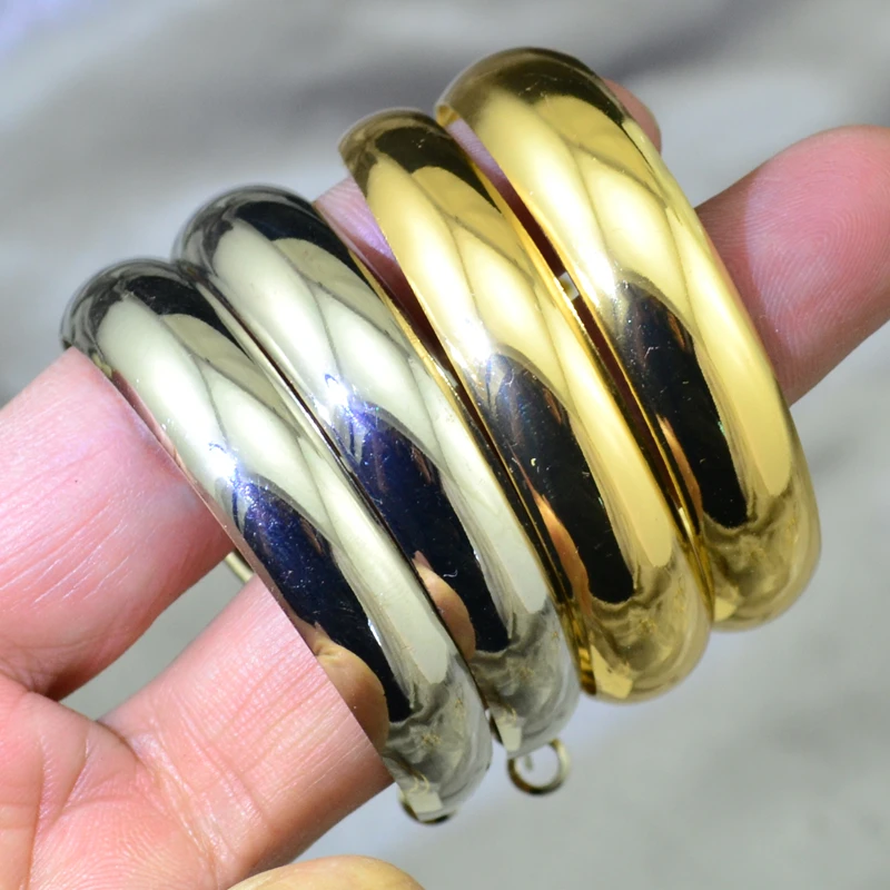 

Clip On The Ear Without Piercing Earrings for Women Fashion Jewelry Exaggerated Personality Youth Girl Students Ladies Earrings