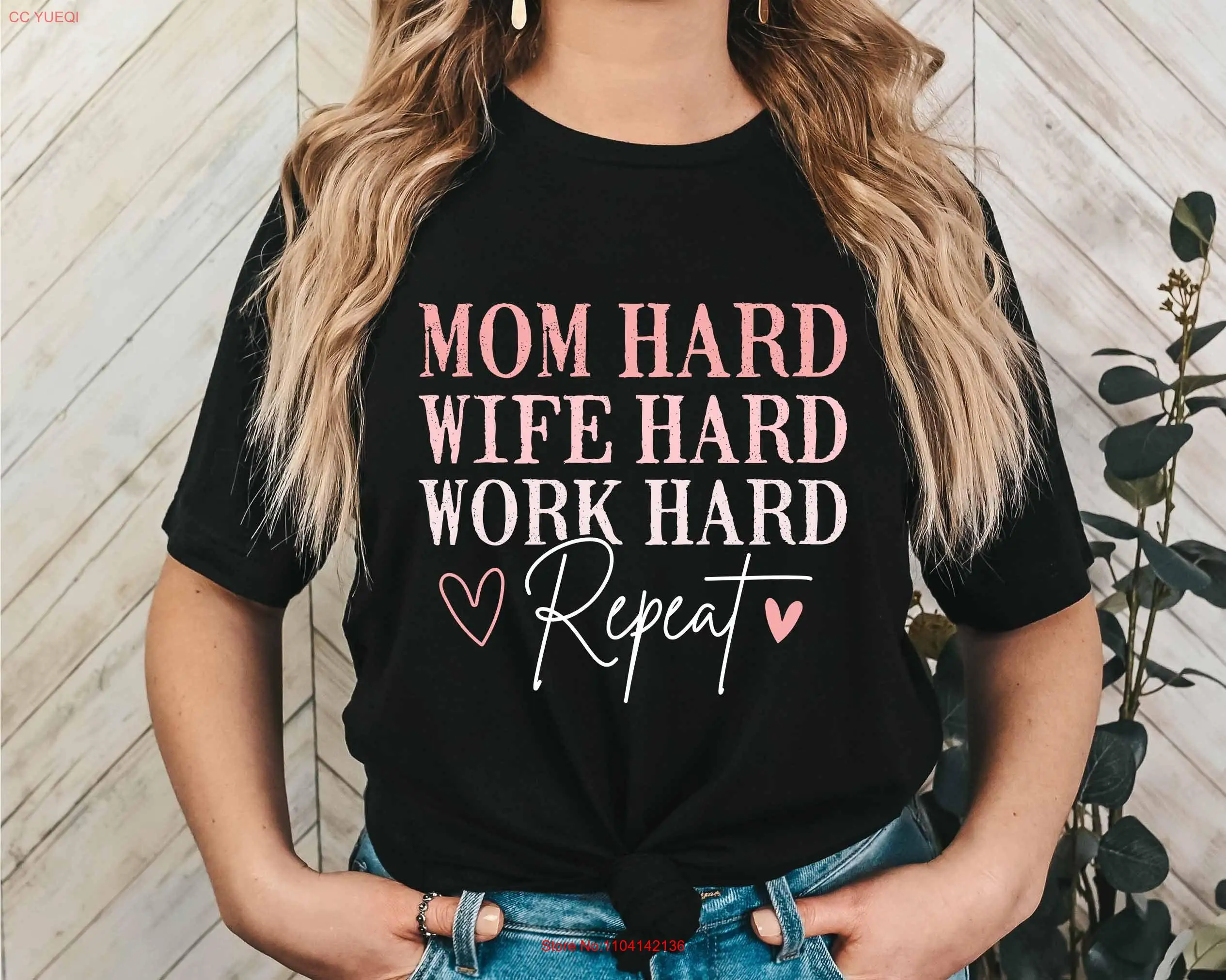 Фото Футболка Mom Hard Wife Work RepeaT Life Забавный подарок ко Дню матери на день рождения с длинными или короткими рукавами №1
