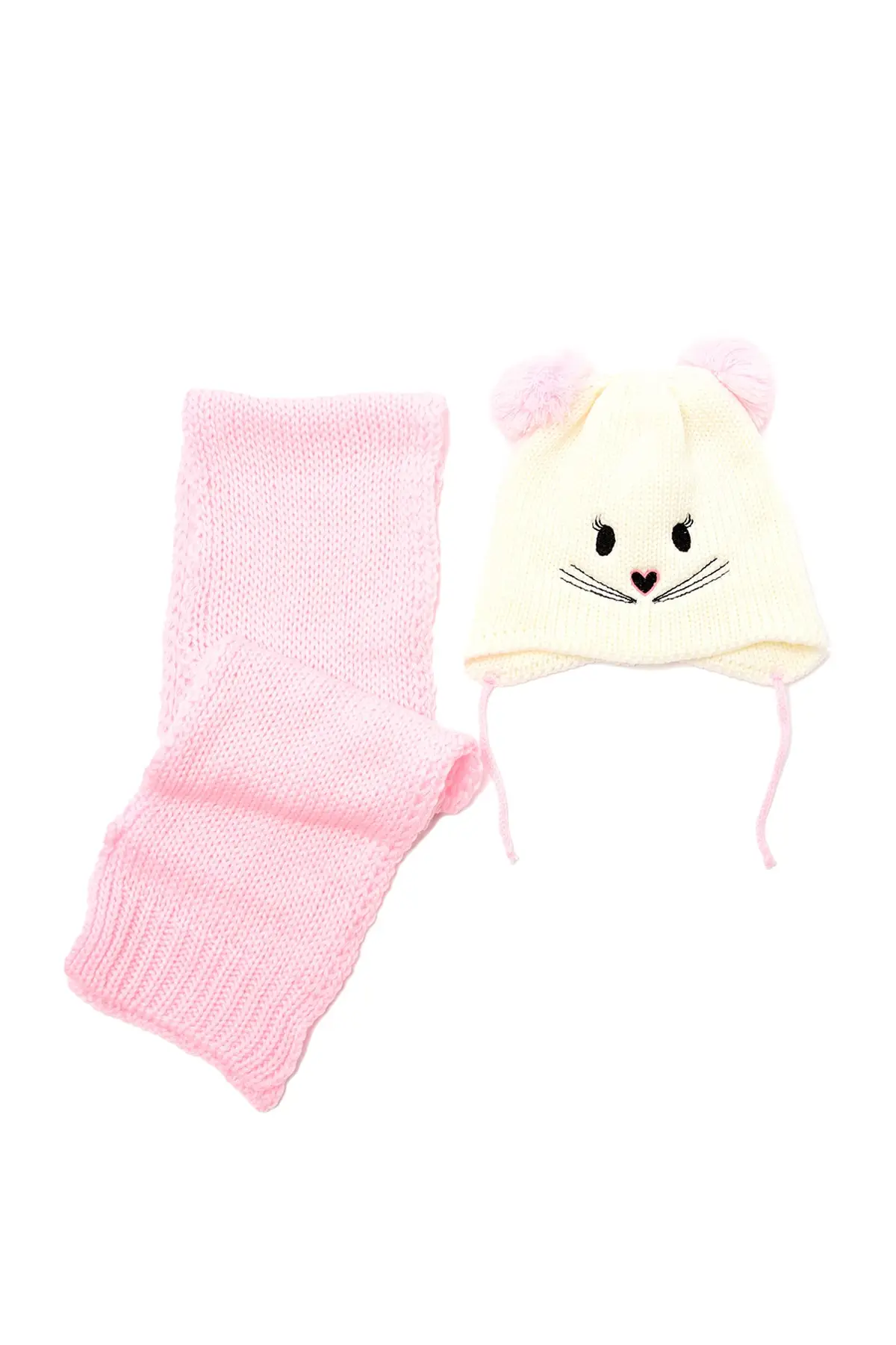 Женский вязаный берет с вышивкой Trendyol розового цвета tkdow22br0001 |