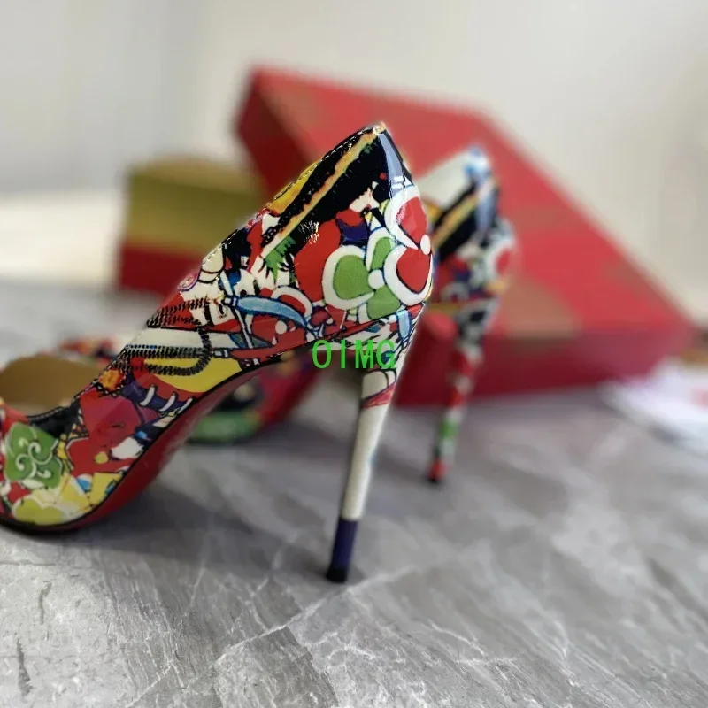 Женские туфли на высоком каблуке 0-12 см с кристаллами