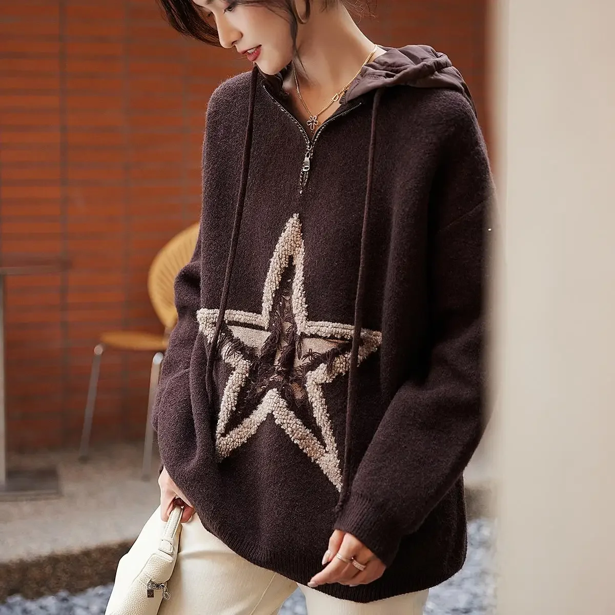 Женский трикотажный пуловер DIMANAF Трикотажный Джемпер оверсайз в английском