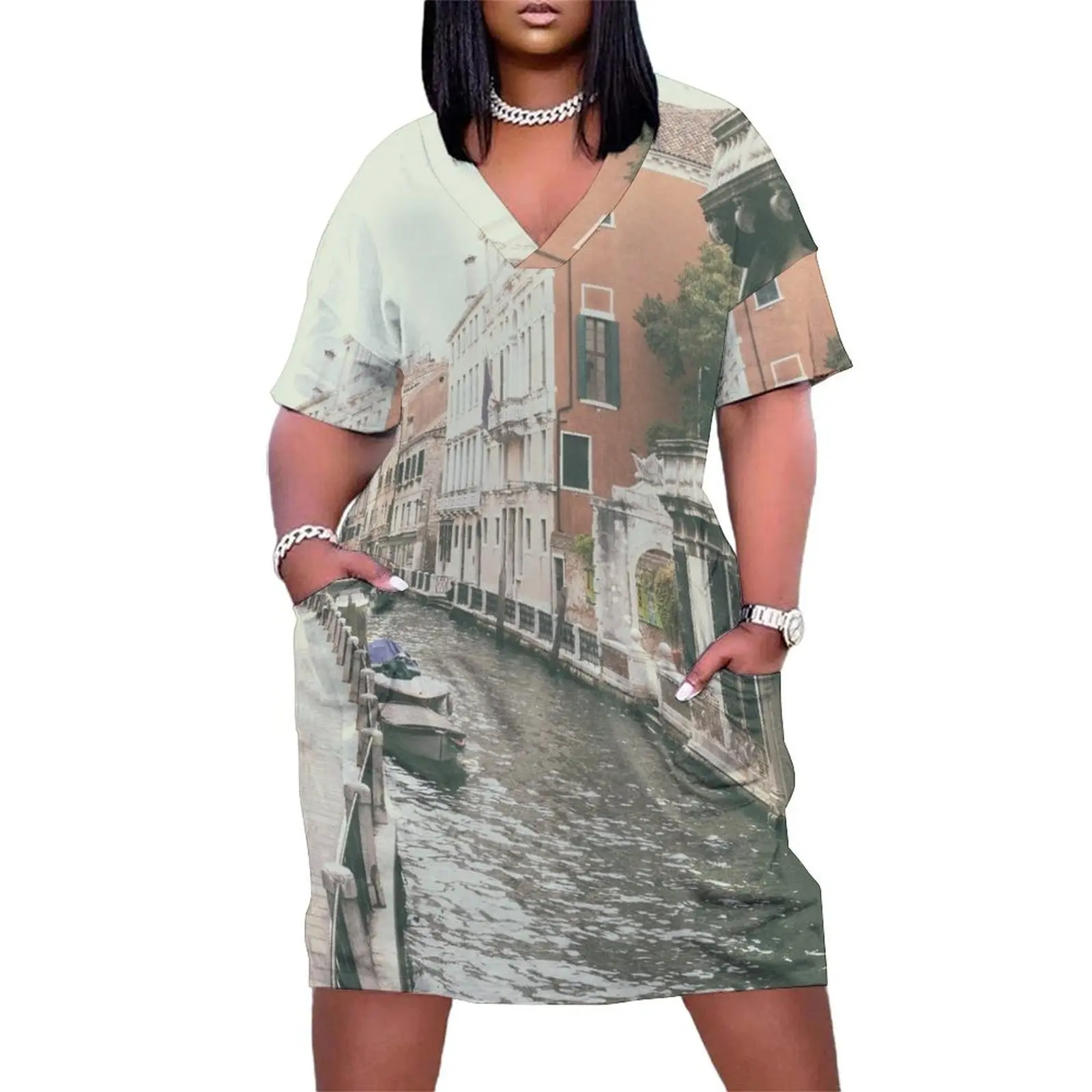 Женское платье &quotВенецианский канал в Италии&quot из полиэстера