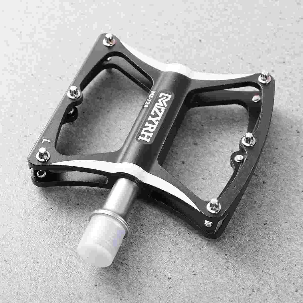 

1 пара велосипедных педалей из алюминиевого сплава практичная прочная дорожка для велосипедных велосипедов (черный)