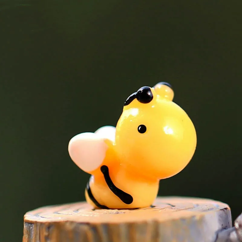 

1 шт. мультфильм Мини пчела животных куклы-модели Аниме Фигура суккуленты сборки мох украшения материалы для поделок DIY Figma подарки игрушки