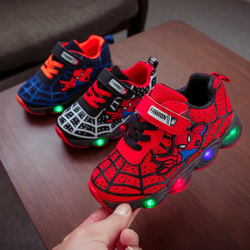 2023 Cartoon Fashion Hot Sales Infant Tennis Sneakers LED Lighted Cool Baby Boys Shoes Leisure Glowing First Walkers Toddlers
