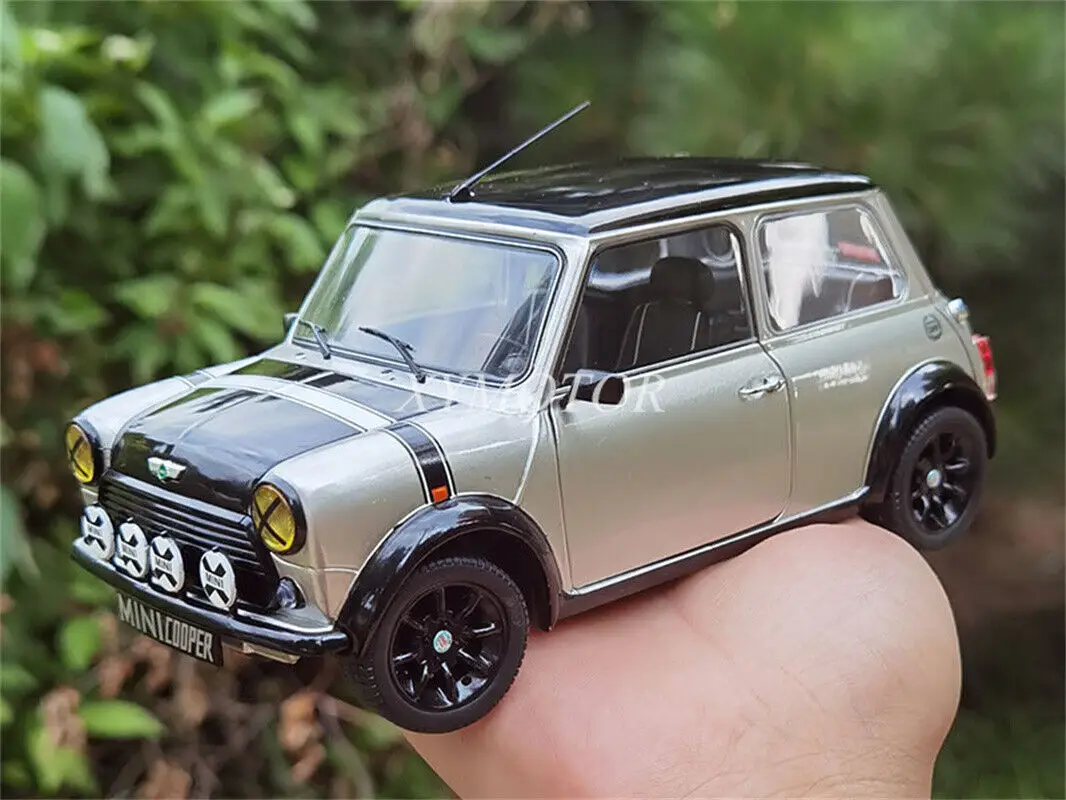 

Solido 1/18 для BMW мини медный уличный автомобиль металлическая литая модель автомобиля серебряные игрушки подарки хобби демонстрационные украшения коллекция