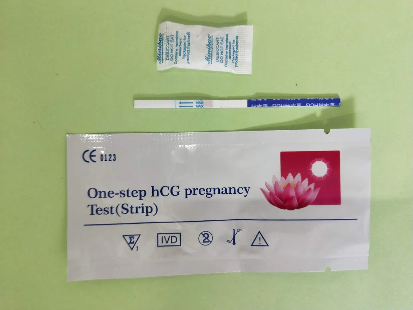 

1pcs Pregnancy Urine Test Strip Ovulation Urine Test Strip LH Tests Strips kit First Response Ovulation Kits Over 99% Accuracy