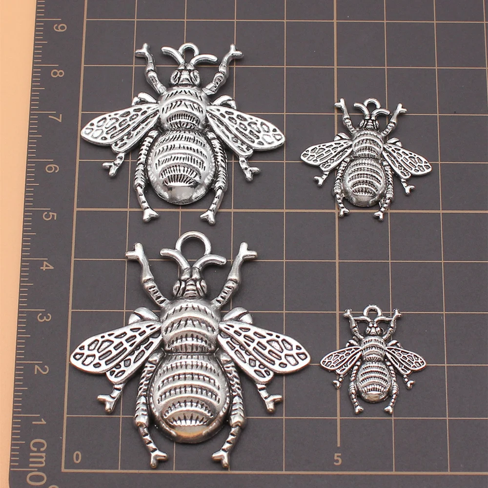 

4pcs/set Bee Charms Jewelry Making Supplies Earrings Materials