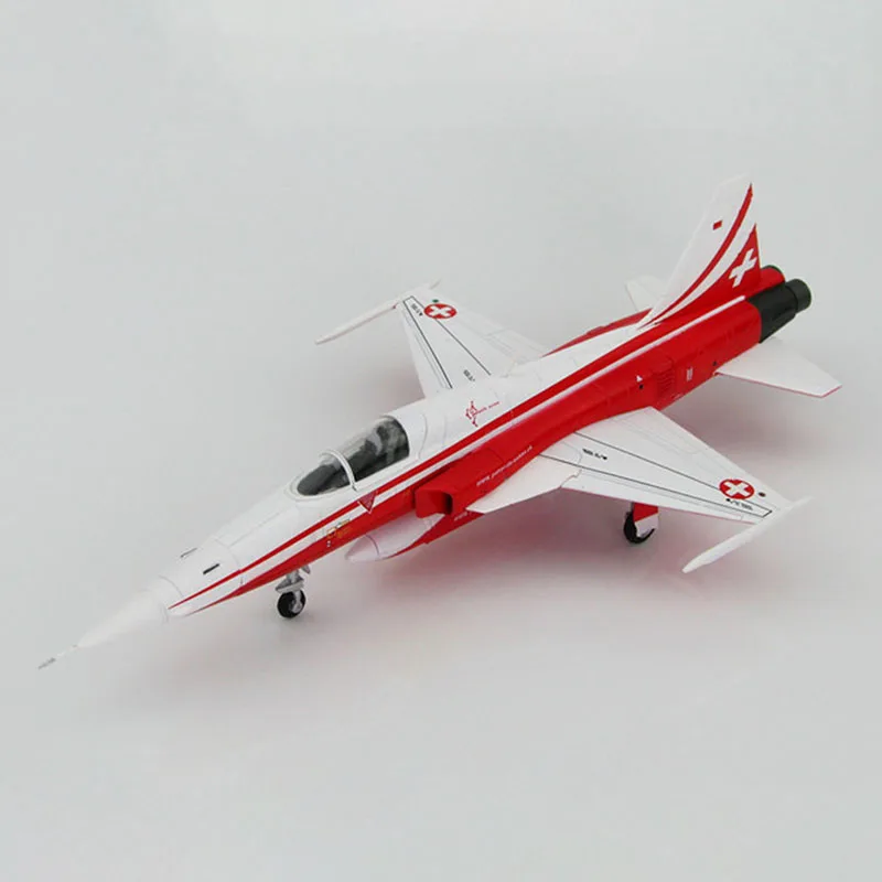 

Модель военного самолета из сплава и пластика, 1:72, швейцарская авиационная сила, коллекция подарков, декоративные игрушки, литые под давлением