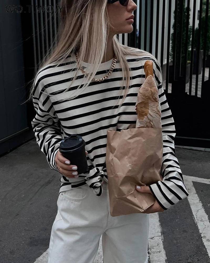 WOTWOY Autumn Casual Loose Striped T-Shirt Women Knitted Basic Tops Tee Shirt Female Cotton Black White Tops 2023 Tees Harajuku