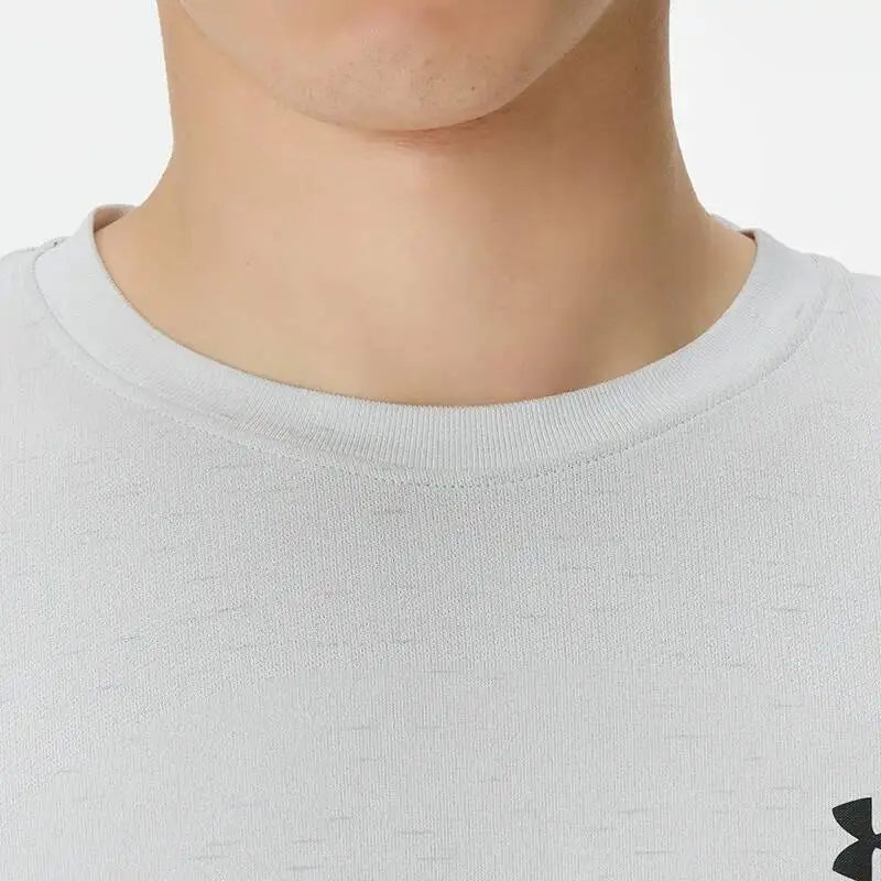 Фото Мужская футболка Under Armour Slim Fit Mesh Breathable Soft Knit с круглым вырезом и короткими рукавами, 1382801-100 №4
