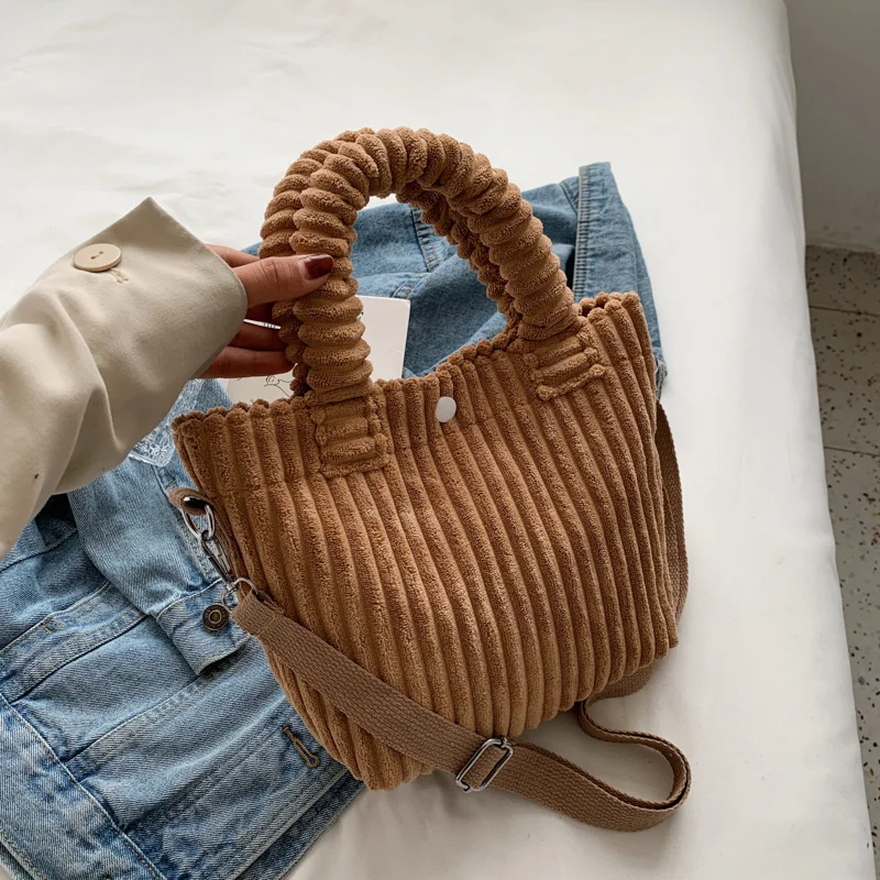 Модная Вельветовая женская сумка 2023, трендовые новые сумки, нишевые универсальные сумки-ведра через плечо, женские нейлоновые сумки через плечо с пуговицами