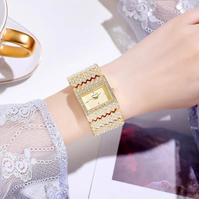 

Women Bracelet Watch Diamond Square Dial Full Stone Tassel Chain Band Watches Iced Out Female Luxury Wristwatch Rhinestone