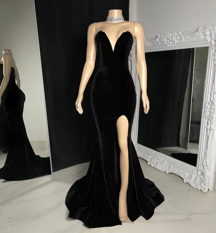 

Black Sexy V-neck Long Black Girls Prom Dresses Mermaid Style Velvet Slit Backless Prom Party Gowns