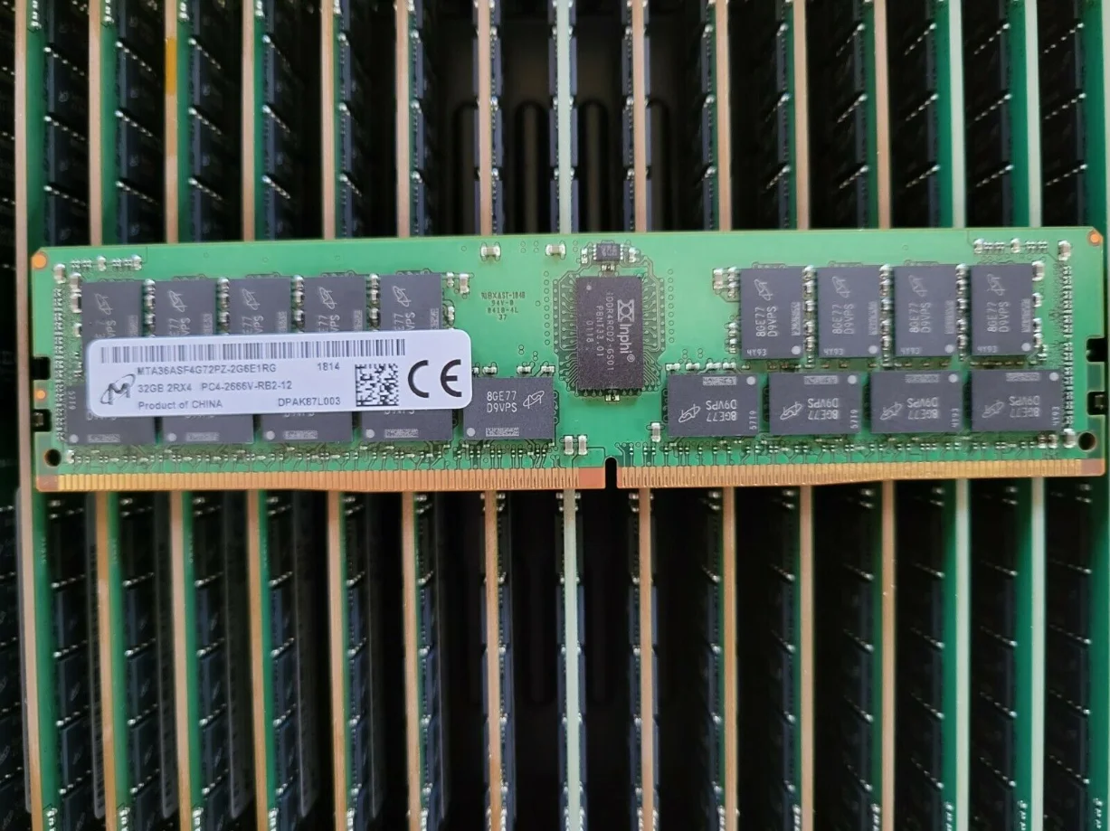 

RAM Spotlight 32G 2RX4 PC4-2666V server memory MTA36ASF4G72PZ-2G6E1RG 2400T