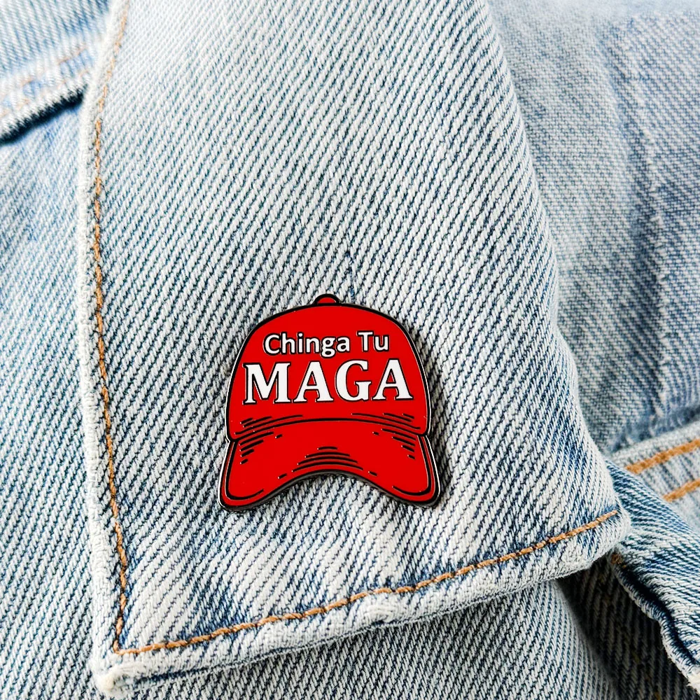 Фото Эмалевый значок Chinga Tu MAGA Red Hat, анти-Трамп, политическая брошь, декоративное украшение для рюкзака №4