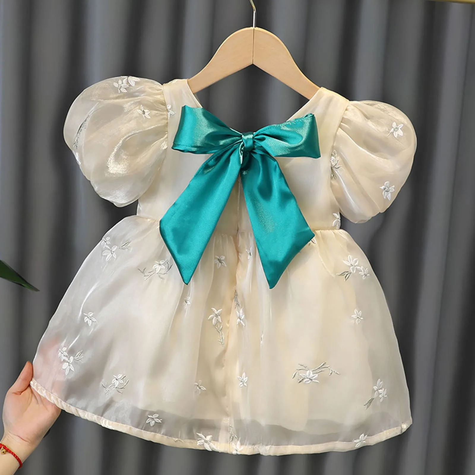 

Платье для маленьких девочек, однотонное летнее платье принцессы с фатиновым бантом, в стиле пэчворк, зимние платья для маленьких девочек