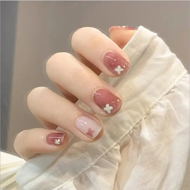 

Popular fake nails