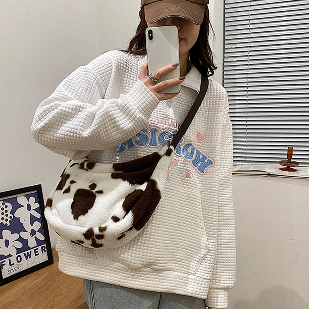 

2021 Winter Cow Print Cloud Bags For Women Soft Plush Shoulder Bags Female Chain Bag Crossbody Warm Fluffy Underarm Bags