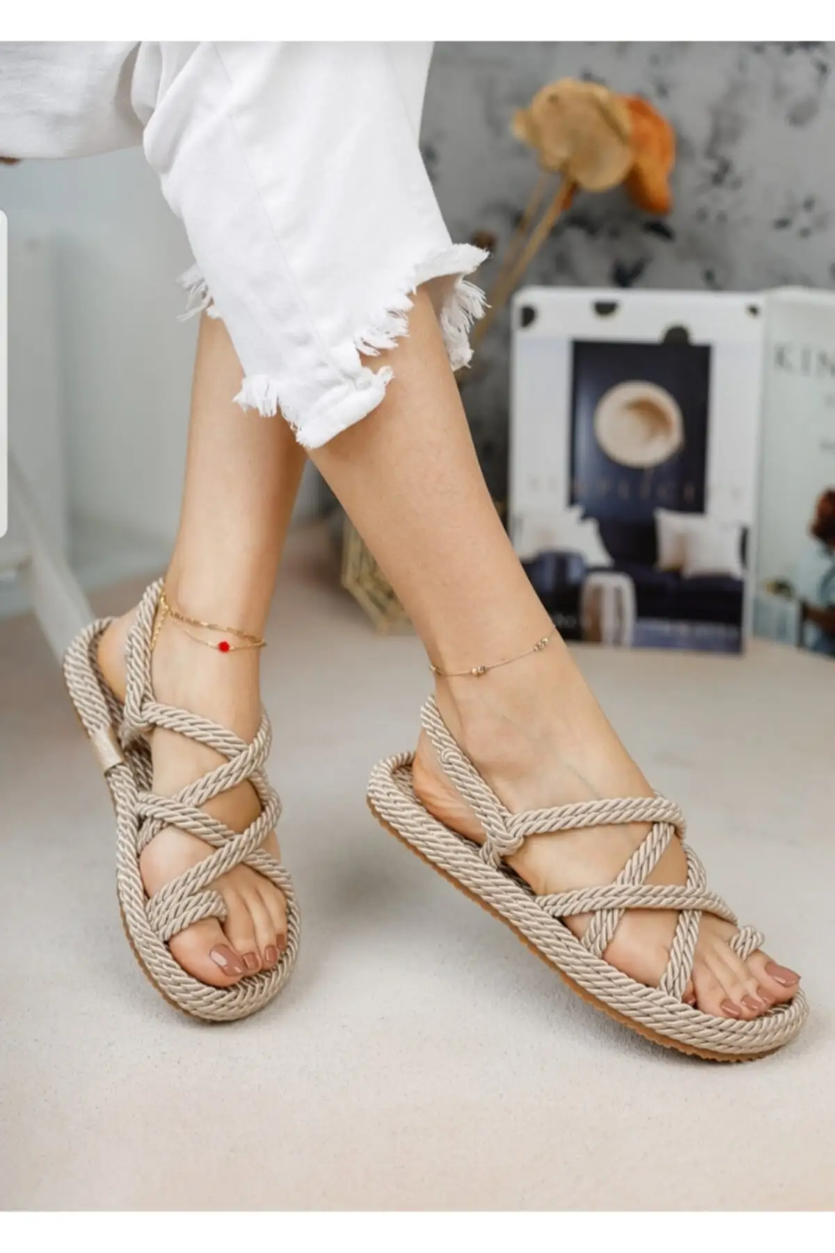 

Women's Braided Rope Sandals Straw Knitting Traditional Handmade Casual Style Fashion Non-Slip Beach Summer Slippers Sandals