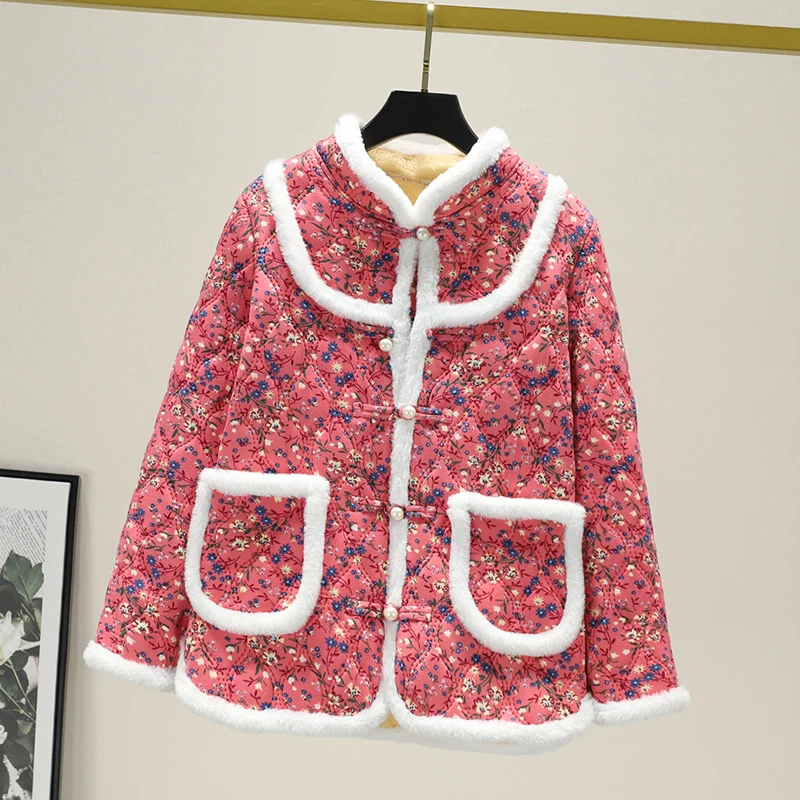 Пальто женское зимнее с хлопковой подкладкой и пряжкой на флисе |