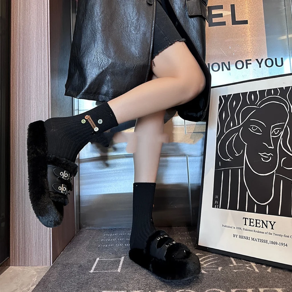 Personality Hole Hand Sewn Buttons Autumn Winter Women Stockings All-match Fashion Net Red Middle Tube Stocking Casual Socks