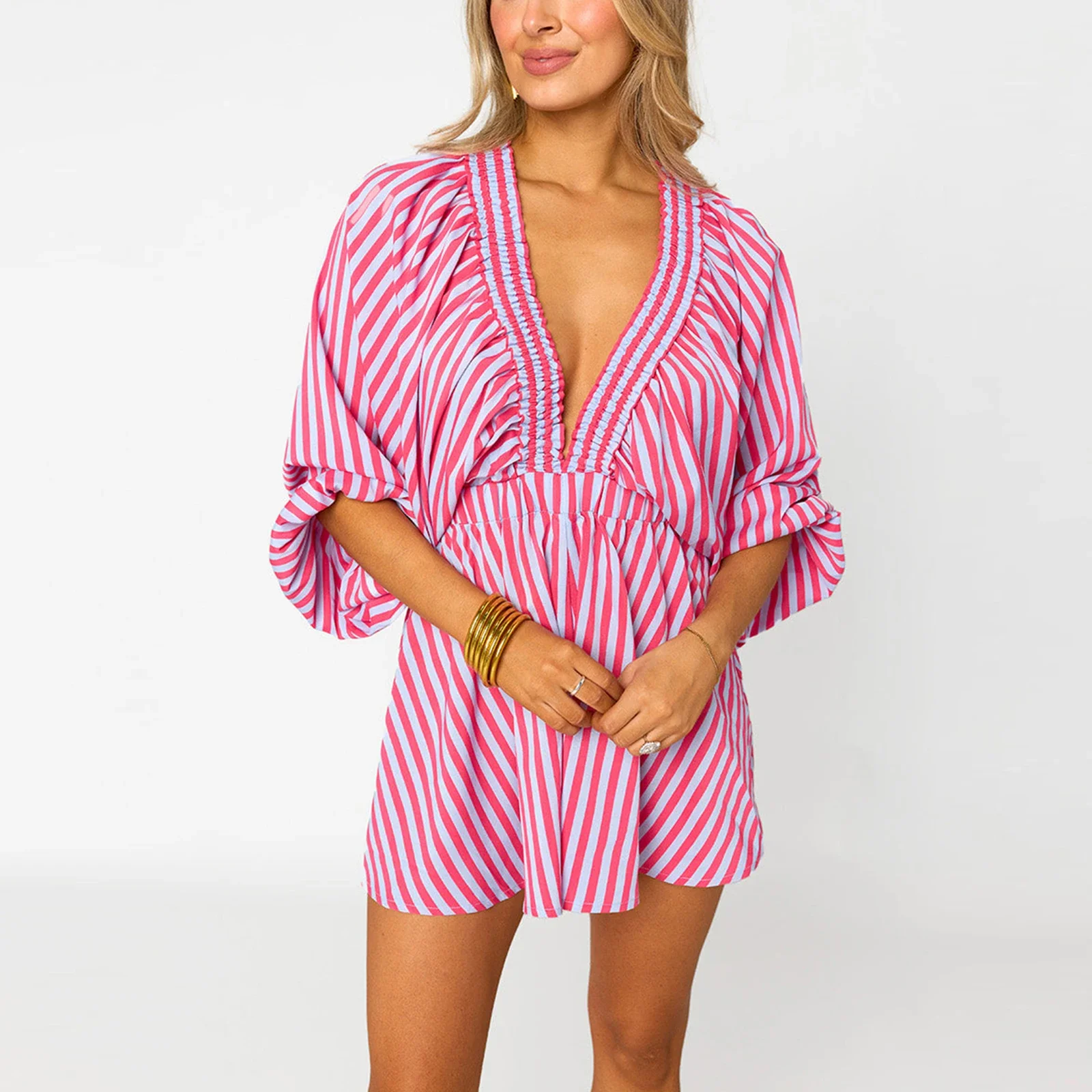 Комбинезон женский короткий в стиле бохо с длинным рукавом и V-образным вырезом