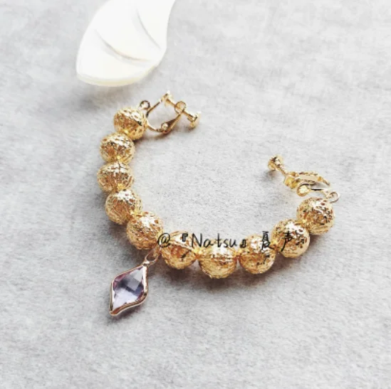 Аниме Umamusume: Симпатичные Дерби Duramente металлические серьги фото реквизит