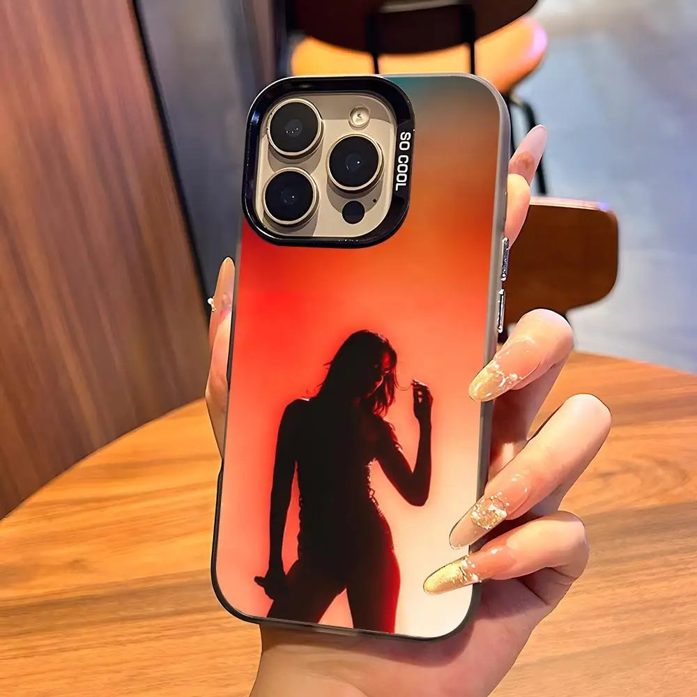 Фото Чехол для телефона Dua L-Lipas Singer для iPhone 17 Air 16 15 14 Plus 13 12 11 Pro 7 8 XS Max XR, серебристо-черный, с бампером №3