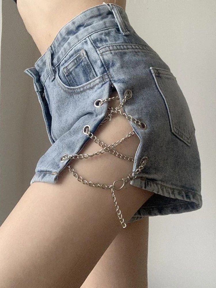 Shorts for Women 2023 Summer New Sexy Side Split Metal Chain Denim Shorts High Waist Sexy Leg Length Hot Pants Women Clothing