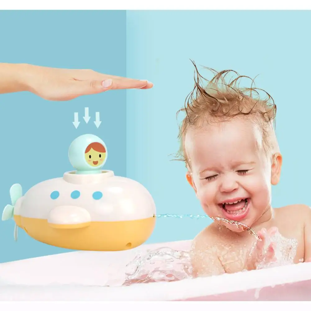 

Wind-up Moving Boat With Spinning Rear Propeller Squirt Bath Toy For Toddlers Baby Toys