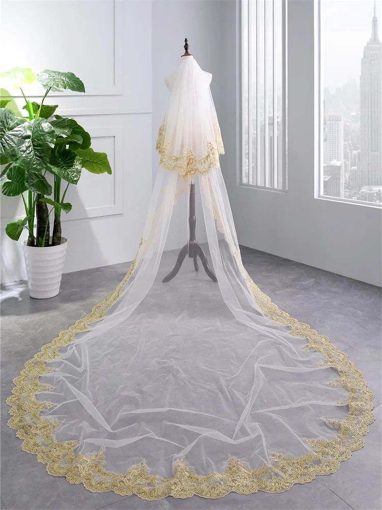 

Фата свадебная двухслойная с золотистой аппликацией, элегантный аксессуар для невесты, Роскошный чехол для лица, с расческой