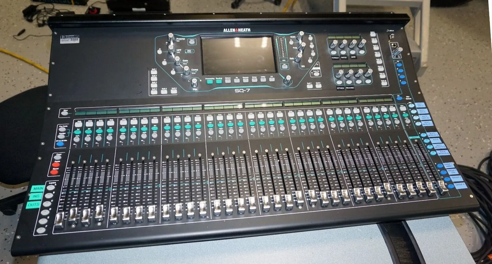 

(BRAND NEW) Allen & Heath SQ-6 48-Channel with 24+1 Motorized Faders