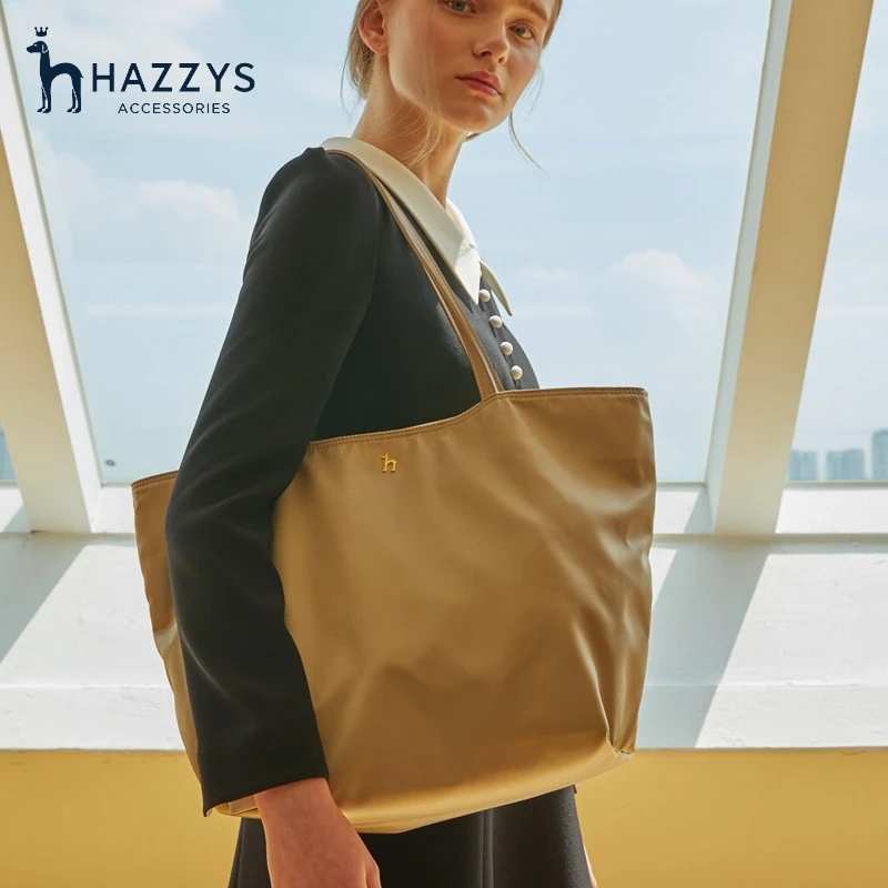 Рисунок 2 - Женская сумка из нейлона Hazzys
