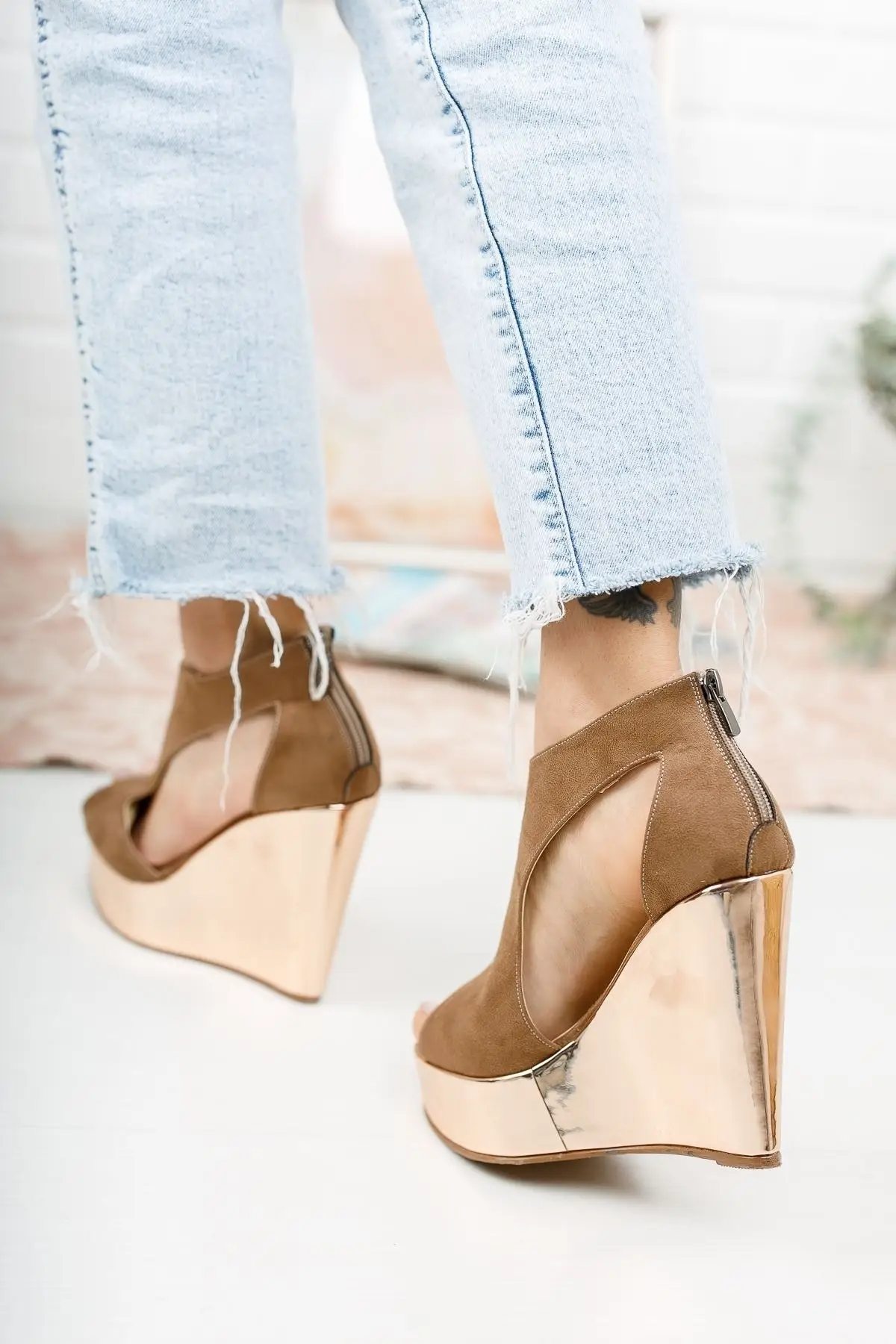 

Новые модные женские вулканизированные туфли Maya Vizonayna