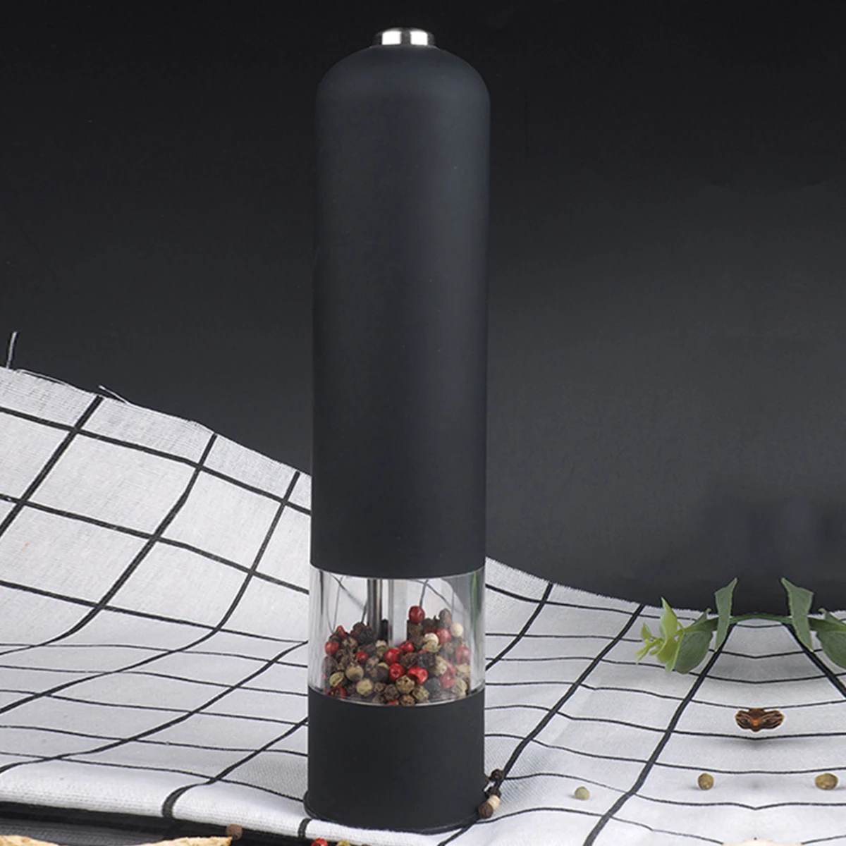 

Electric Salt Pepper Grinder 70ml Pepper Mill Spice Mill Adjustable Coarseness for Sea Salt Spices Black Peppercorn Kitchen Tool