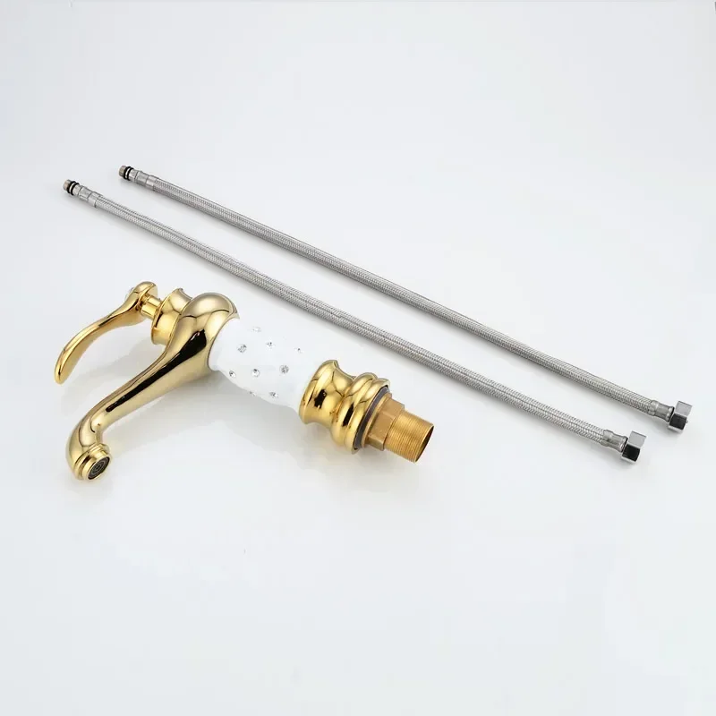 Латунный смеситель для раковины в ванной комнате с бриллиантовым кристаллом