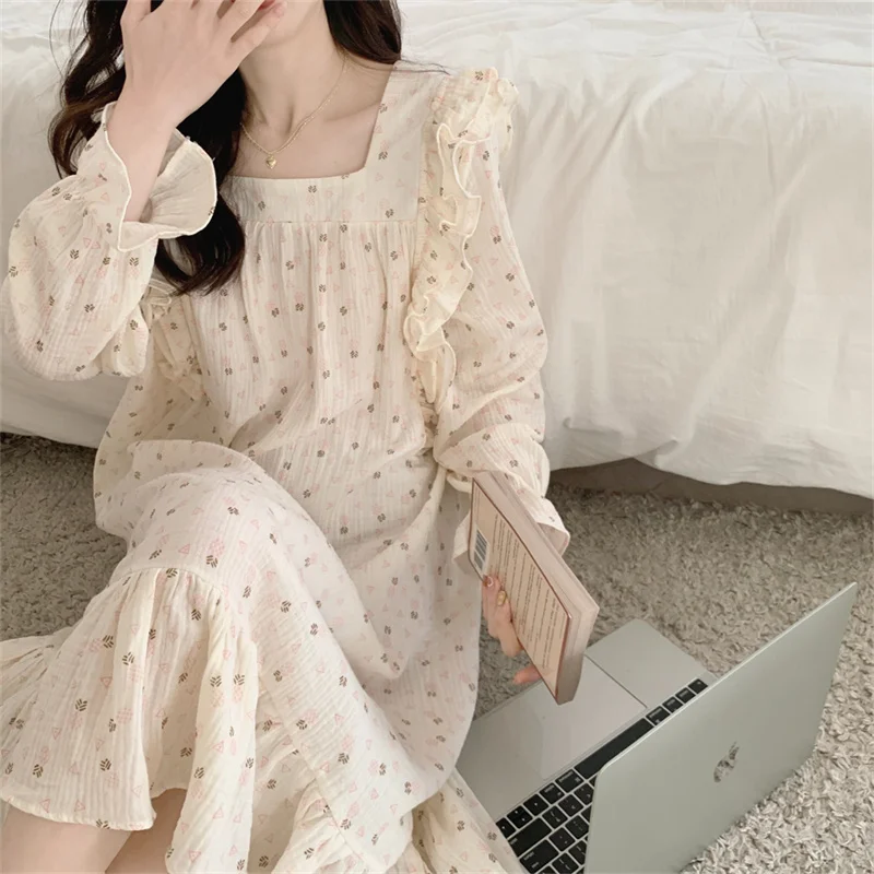 

Милая Пижама принцессы с цветочным принтом и длинными рукавами женская хлопковая пряжа с оборками Милая Домашняя одежда осенняя новая Повседневная Ночная рубашка D533