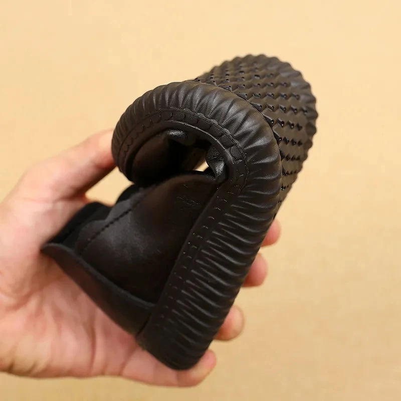 Flats shoes women 2023 Moccasins Soft Sole Loafers platform sneakers women Casual Leather Shoes Non slip Mom Zapatos Mujer