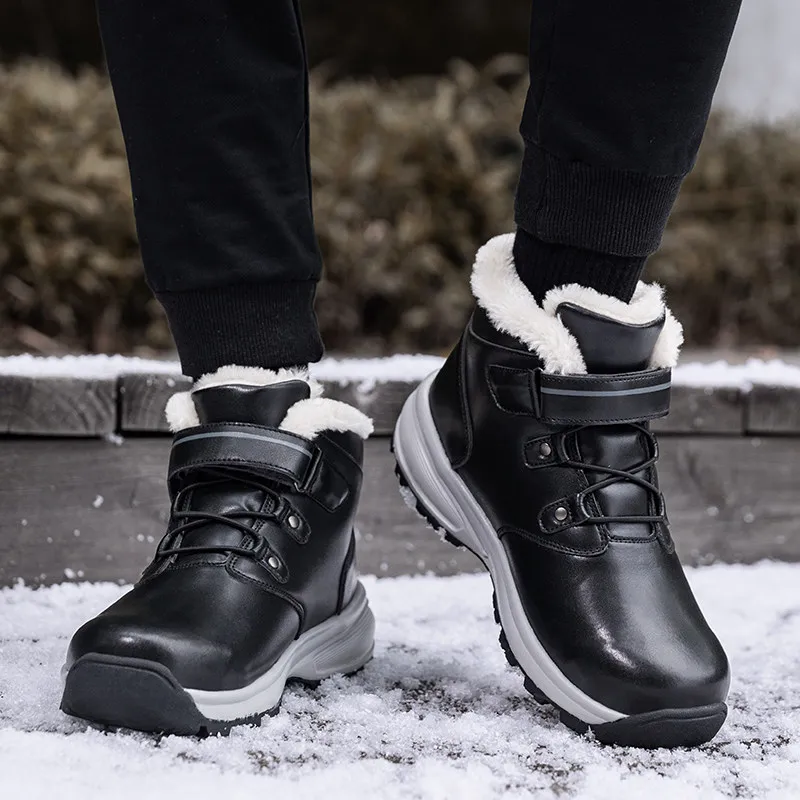 New Men Boots Fashion Leather High Top Sneakers Men Winter Waterproof Snow Boots Women Plush Warm Non-silp Hiking Shoes Men 2022