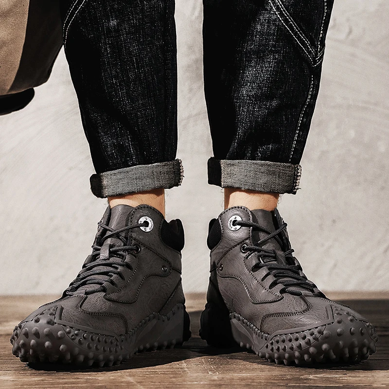 2022 New Fall Winter Men's Golf Shoes Classic Nail free Comfort Golf Training Sneakers Men's Lawn Non slip Golf Sneakers