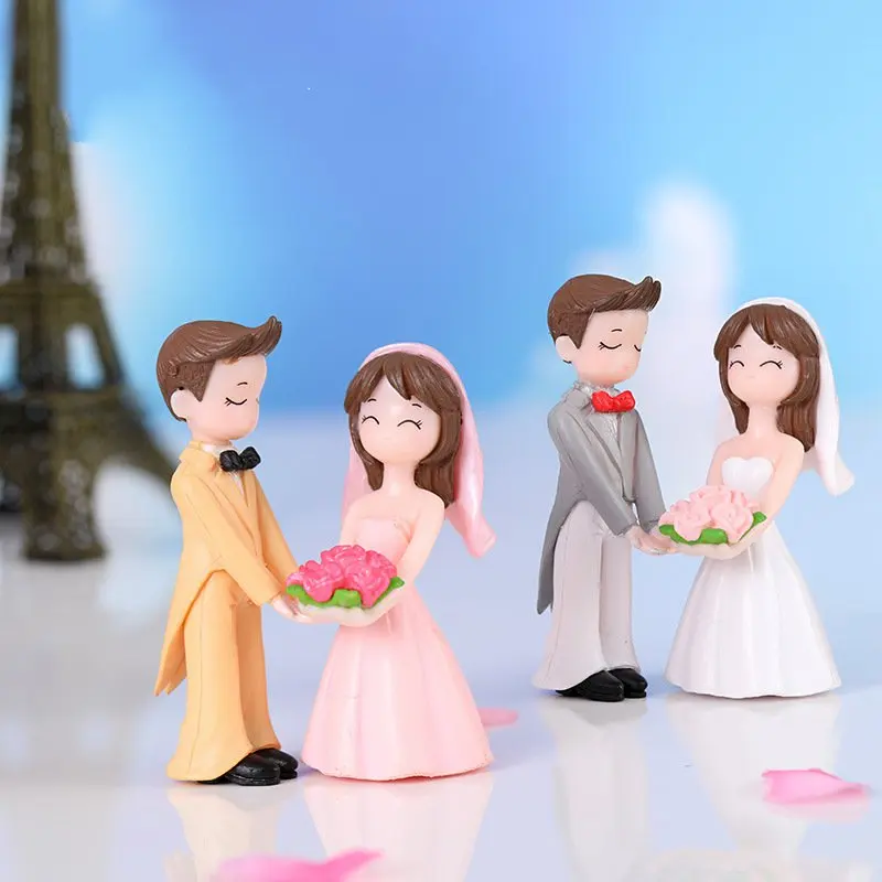 

1 Pair Bride Groom Couple Figurines Wedding Micro Landscape Crafts Miniatures Garden Dollhouse Ornaments Home Desktop Decor