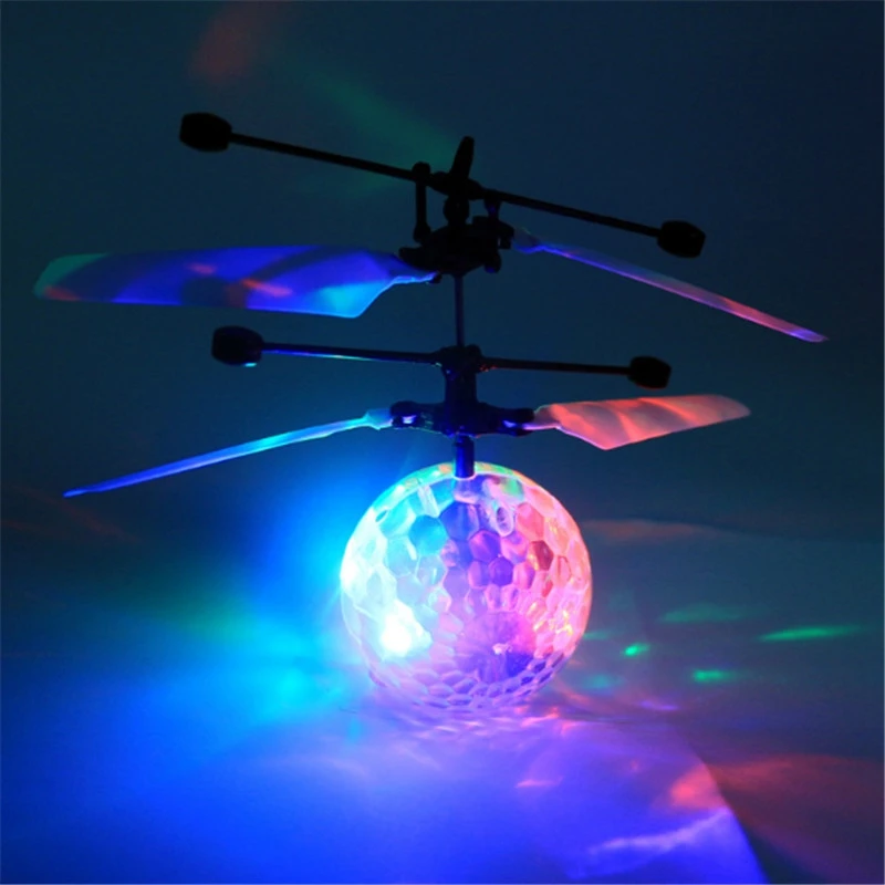

1 Pcs Simulation Soft Plastic Toy Simulation Snake & 1 Pcs Infrared Induction Drone Flying Flash Toy