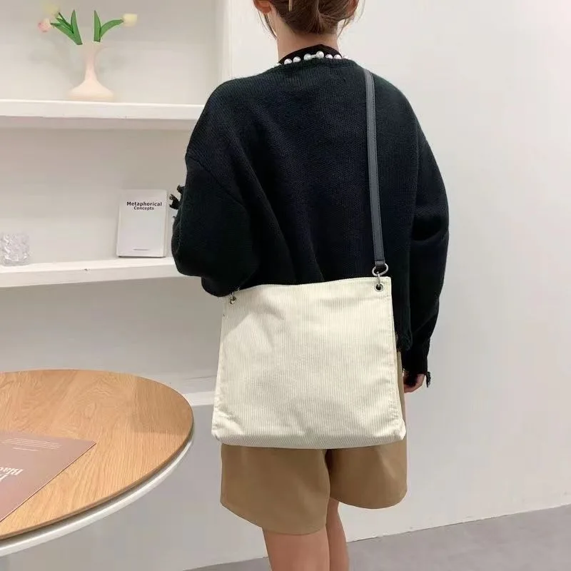 Вельветовая сумка на плечо женская простая портативная студенческая Bolsos