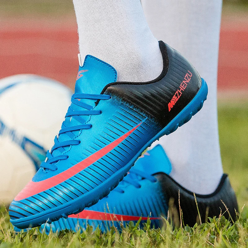 Men Kids Turf Soccer Shoes Outdoor Ultralight Futsal Football Boots Men Sport Football Shoes TF/FG Soccer Cleats Sneakers Unisex