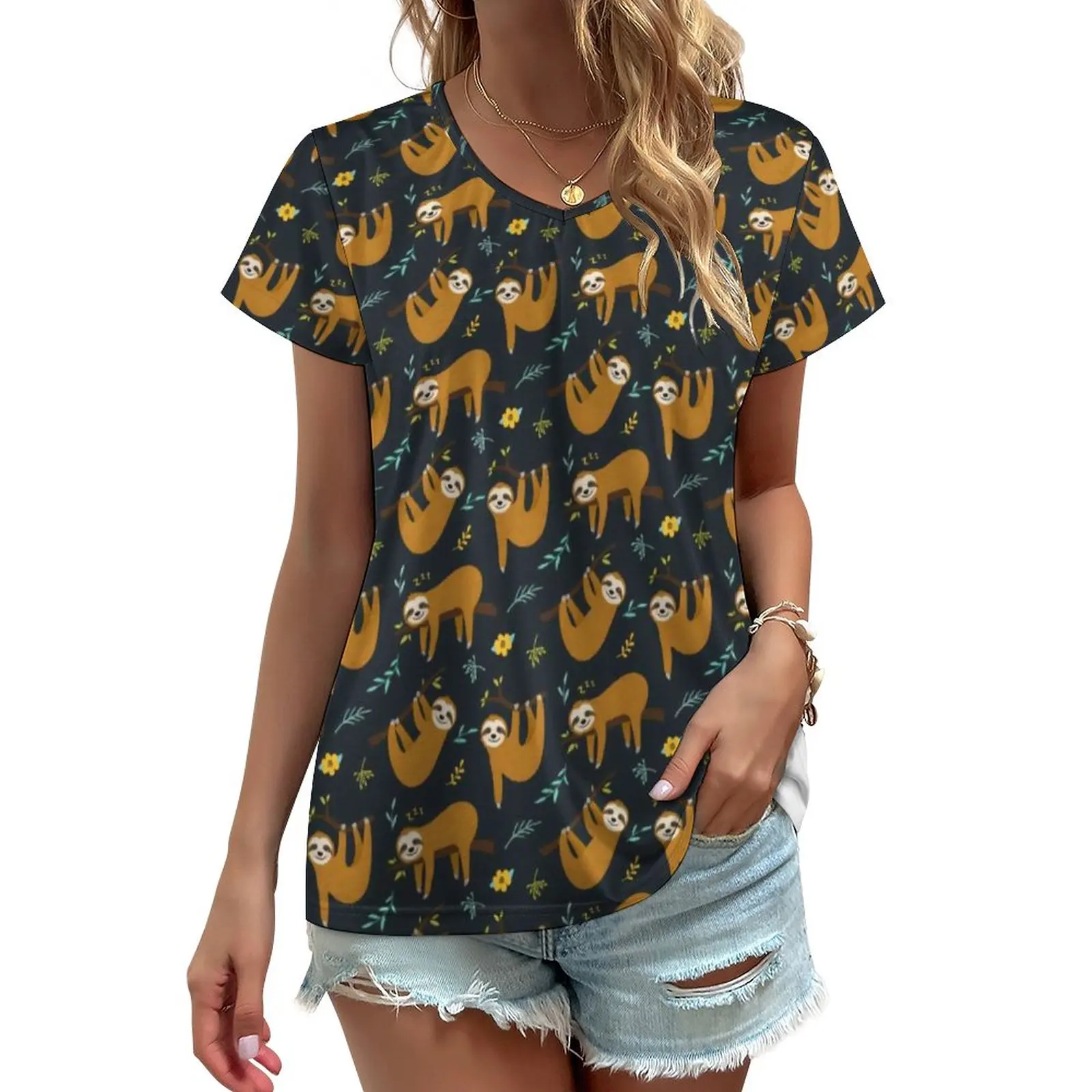 

Футболка женская с коротким рукавом и V-образным вырезом